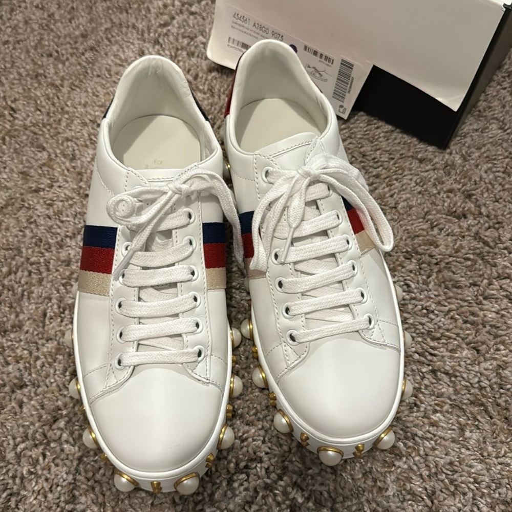 Gucci Pearl Ace Sneakers